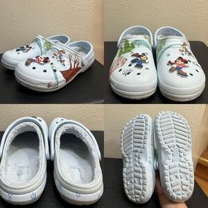 •CROCS• Seasonal Homestead Mickey and Friends Winter Blue